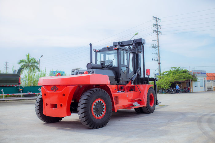 xe-nang-20-tan-1