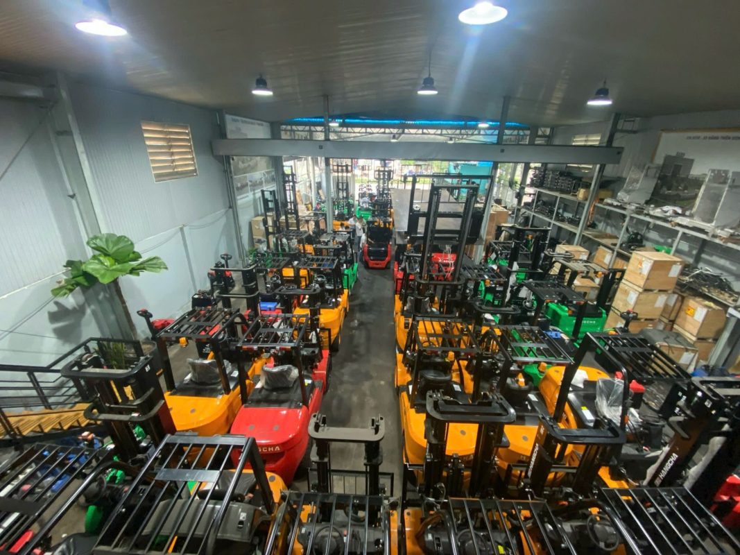 xe nâng hangcha cho xe logistics