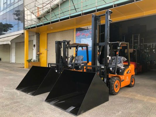Xe nâng cho ngành hạt điều 